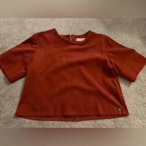 Alitha 
Top
Size 20 girls 
Cap sleeves 
Velour 
Burnt orange color